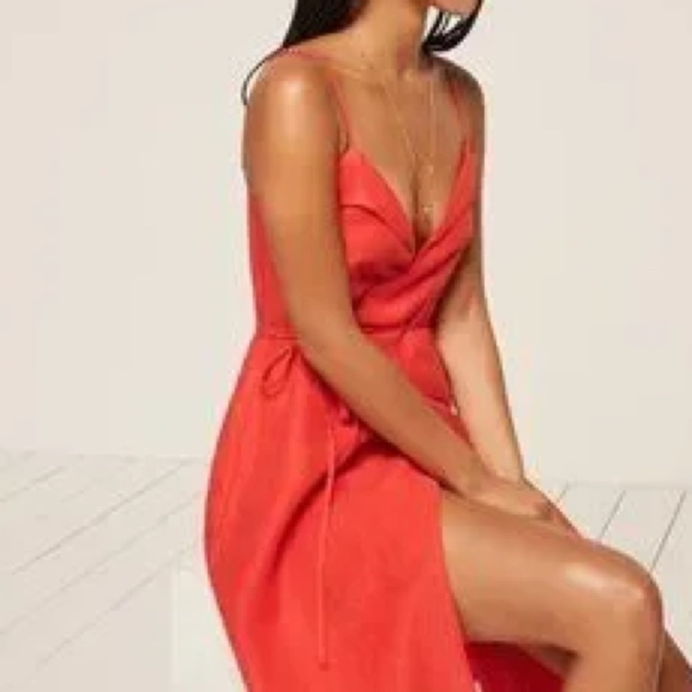 Reformation wrap around dress w/ adjustable spaghetti straps. Made in U.S.
